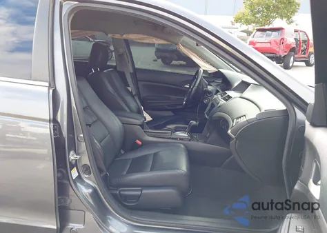 2011 Honda Accord 2.4 Se from USA, damaged, VIN 1HGCP2F60BA144145